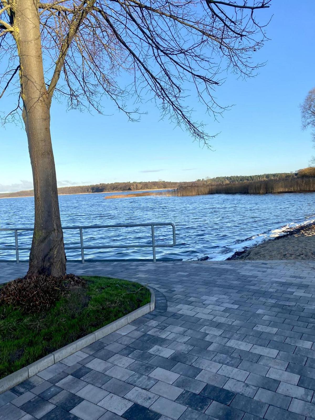 Alleenhuus Warin Bagian luar foto