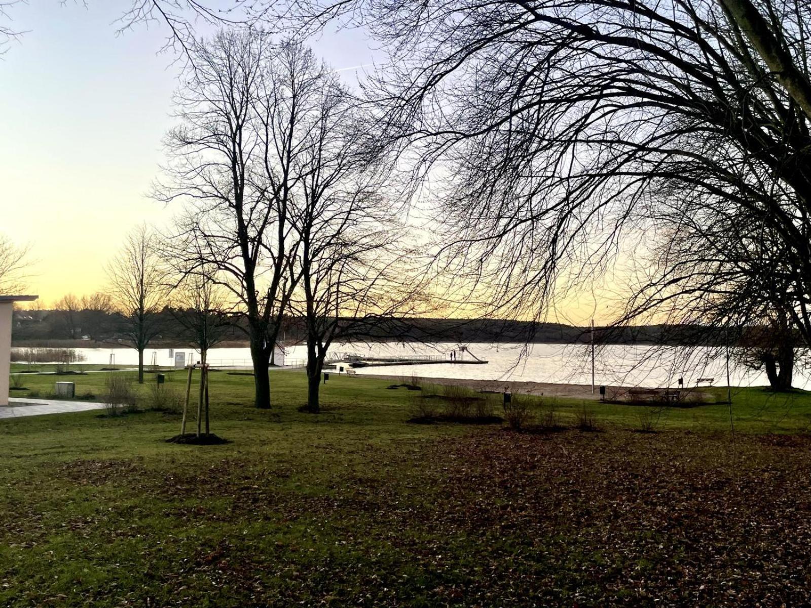 Alleenhuus Warin Bagian luar foto